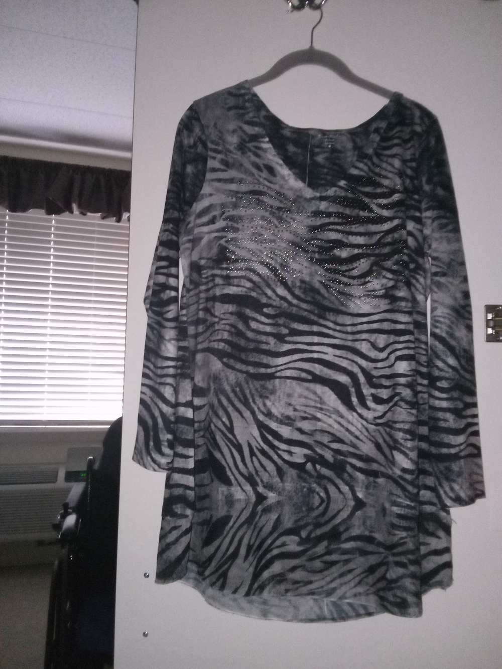 Essentials Black & Gray Zebra-Print Long Sleeve Tunic with Rhinestone Accent